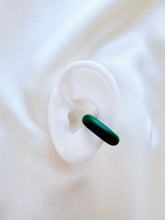 Load image into Gallery viewer, Colorful Clay Ear Cuff – emerald green