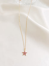 Load image into Gallery viewer, Star Necklace