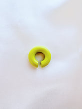 Load image into Gallery viewer, Colorful Clay Ear Cuff – neon yellow