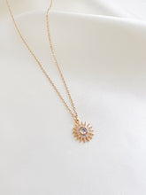 Load image into Gallery viewer, Sunburst Necklace
