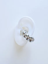 Load image into Gallery viewer, Silver Twist Ear Cuff
