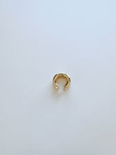 Load image into Gallery viewer, Twist &amp; Weave Ear Cuff