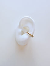 Load image into Gallery viewer, Golden Bead Ear Cuff