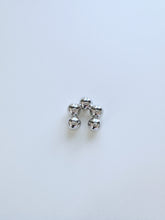 Load image into Gallery viewer, Silver Bubble Ear Cuff