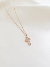 Load image into Gallery viewer, Dainty Cross Necklace
