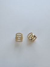 Load image into Gallery viewer, Golden Beaded Ear Cuff