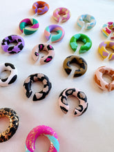 Load image into Gallery viewer, Colorful Clay Ear Cuff – fuchsia, turquoise and gold foil
