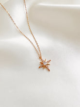 Load image into Gallery viewer, Shooting Star Necklace
