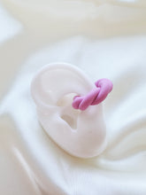 Load image into Gallery viewer, Colorful Clay Ear Cuff – pink