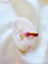 Load image into Gallery viewer, Colorful Clay Ear Cuff – Pink &amp; Cream