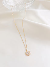 Load image into Gallery viewer, Sunburst Necklace