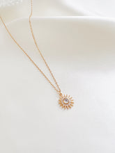 Load image into Gallery viewer, Sunburst Necklace