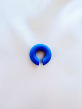 Load image into Gallery viewer, Colorful Clay Ear Cuff – royal blue