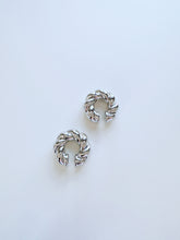 Load image into Gallery viewer, Silver Twist Ear Cuff