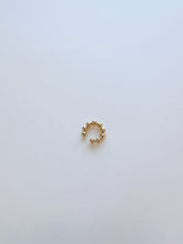 Load image into Gallery viewer, Golden Bead Ear Cuff