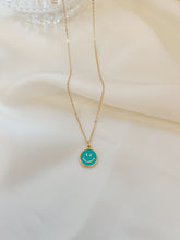 Load image into Gallery viewer, Happy Face Necklace