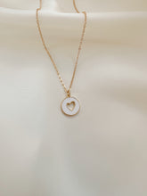 Load image into Gallery viewer, Open Heart Necklace