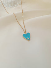 Load image into Gallery viewer, Heart Necklace