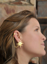 Load image into Gallery viewer, Star of Condestable Ear cuff